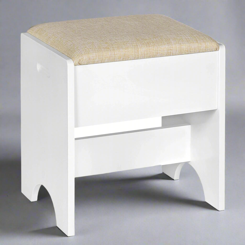 Simple Dressing Chair